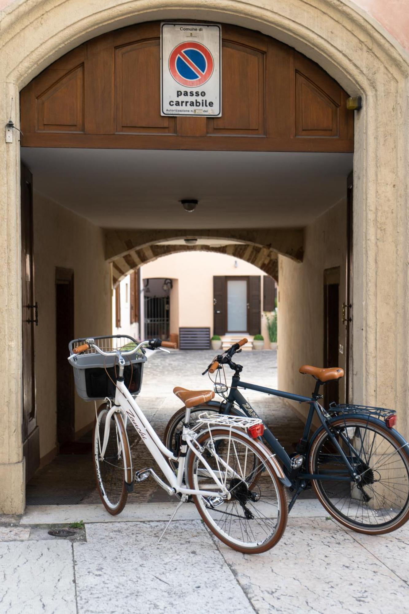 Residenze Carlo Alberto - Boutique Apartment Verona Exterior foto